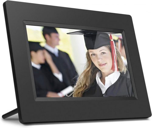 Relive Your Memories with Aluratek’s 7 Inch Digital Photo Frame